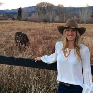 Meet your Posher, Allie